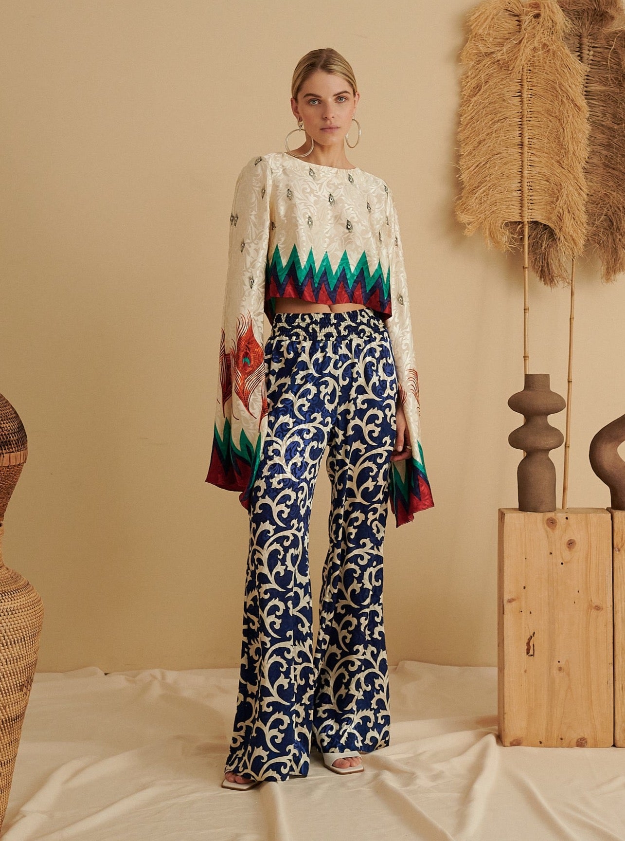 FLARED SIGNATURE TROUSERS IN BLUE SAPPHIRE L