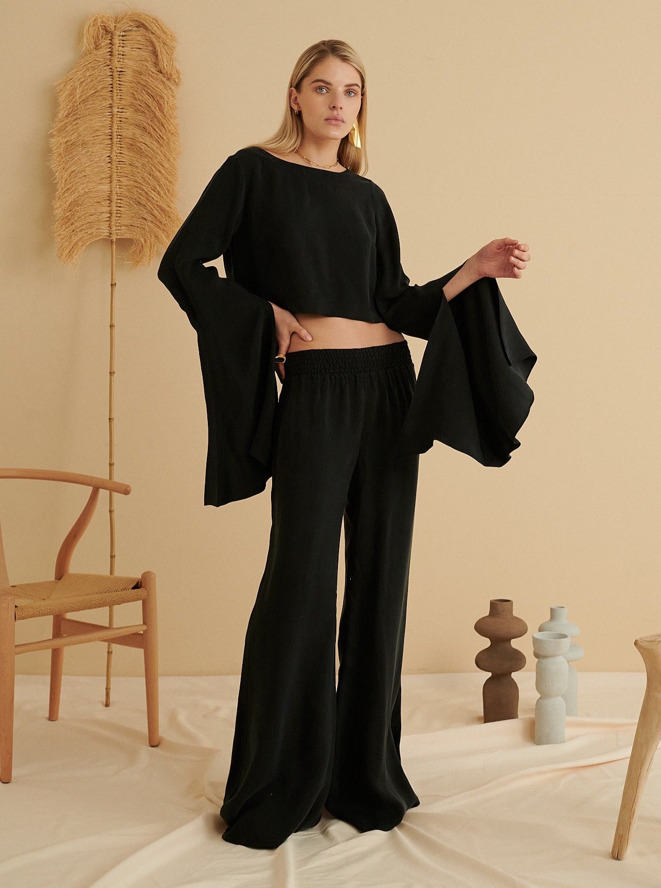 BLACK JADE FLARED TROUSERS