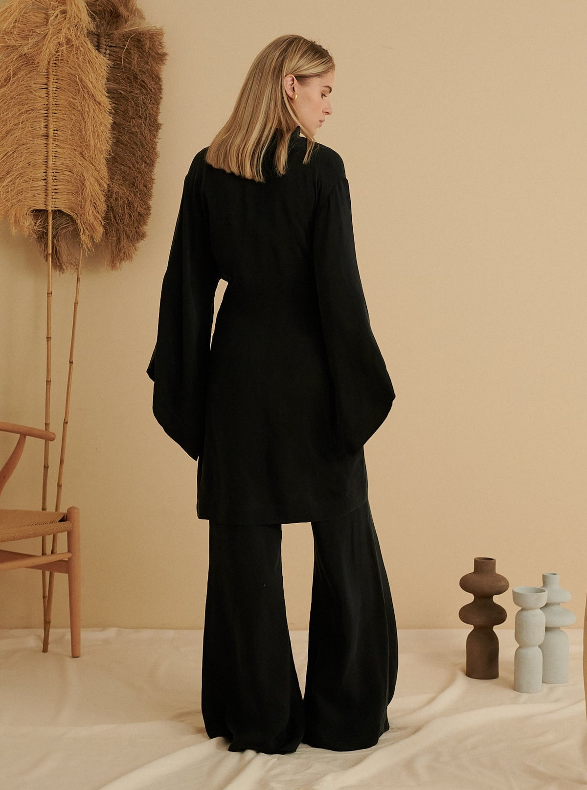 Market Of Stars Heart Of Gold Midi Kimono Black main image 0
