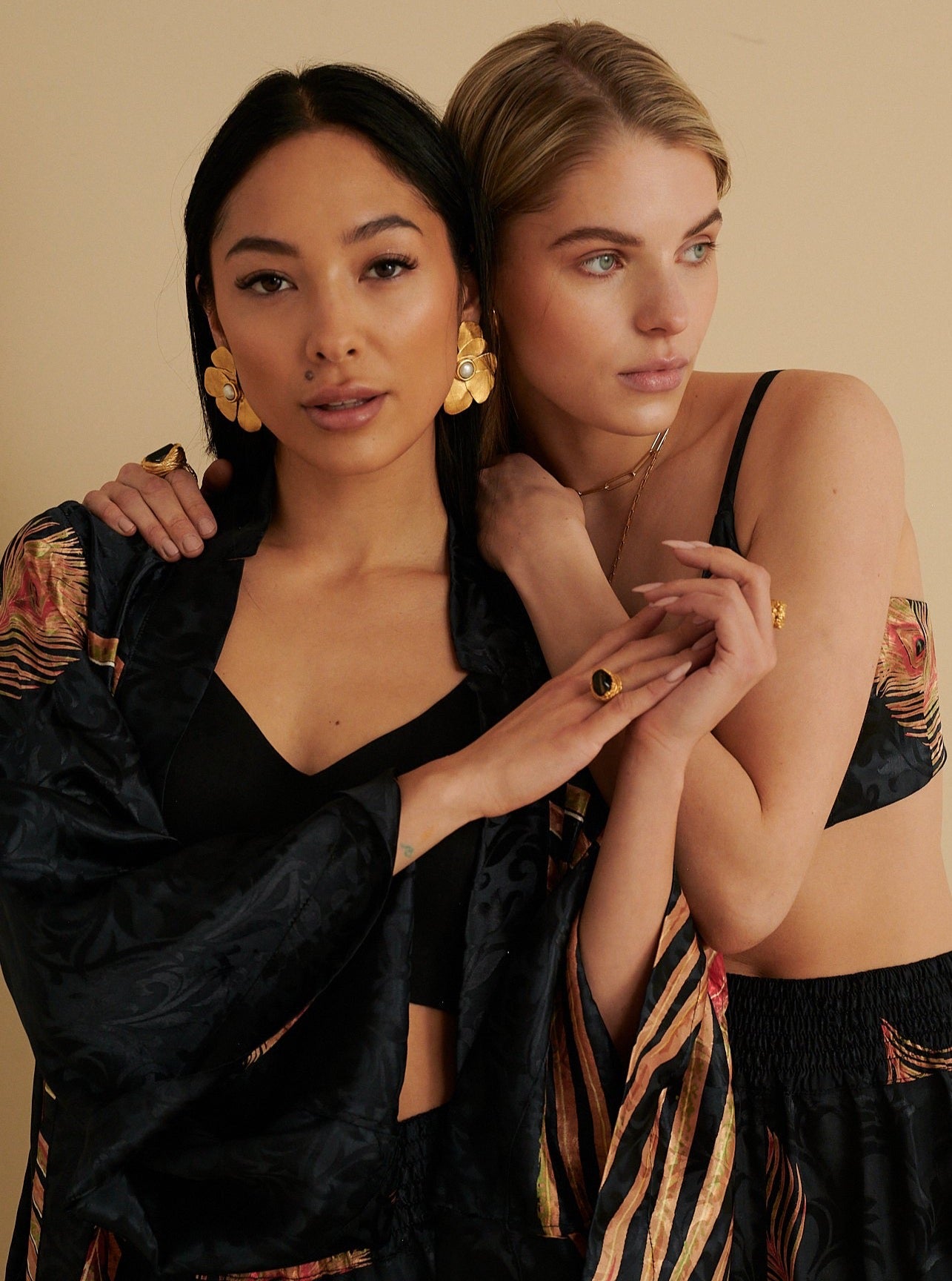 STATEMENT EARRINGS BLOOM