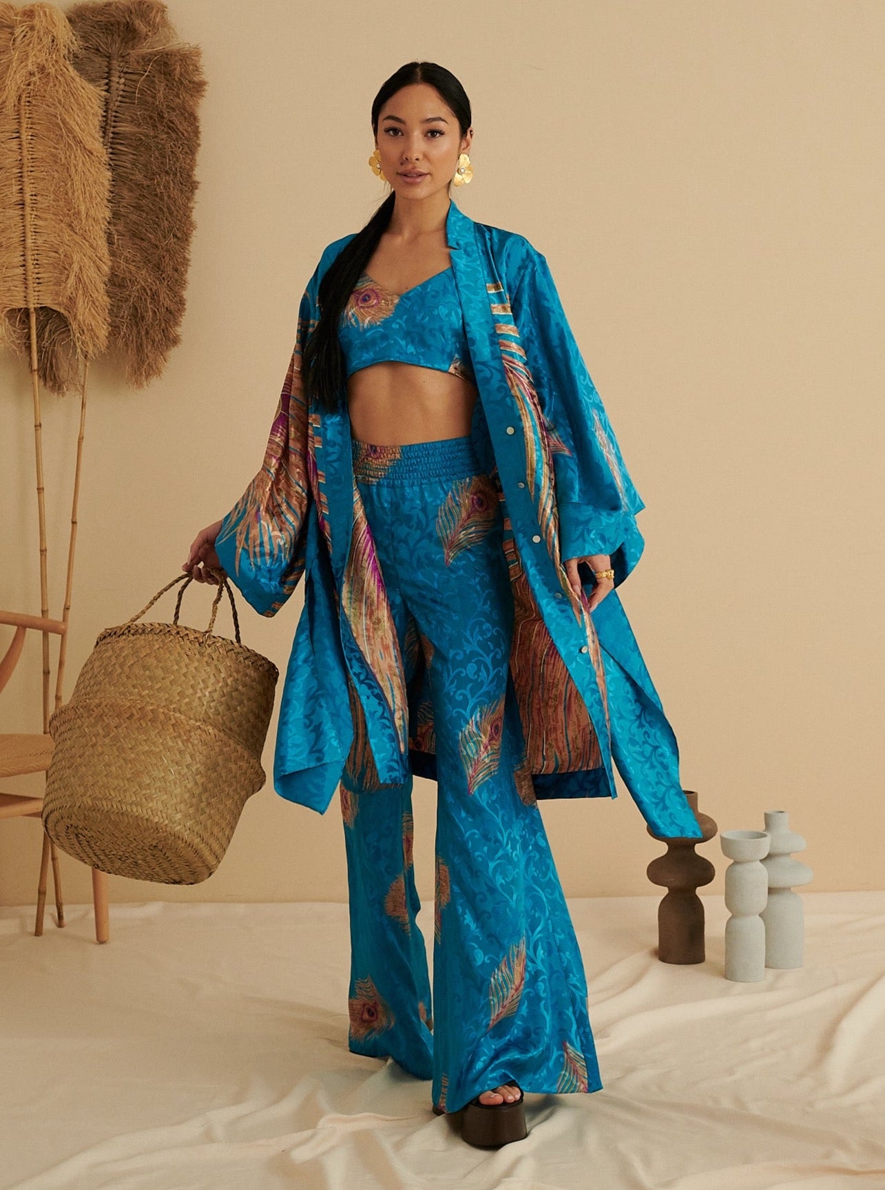 TURQUOISE ROYAL PEACOCK KIMONO