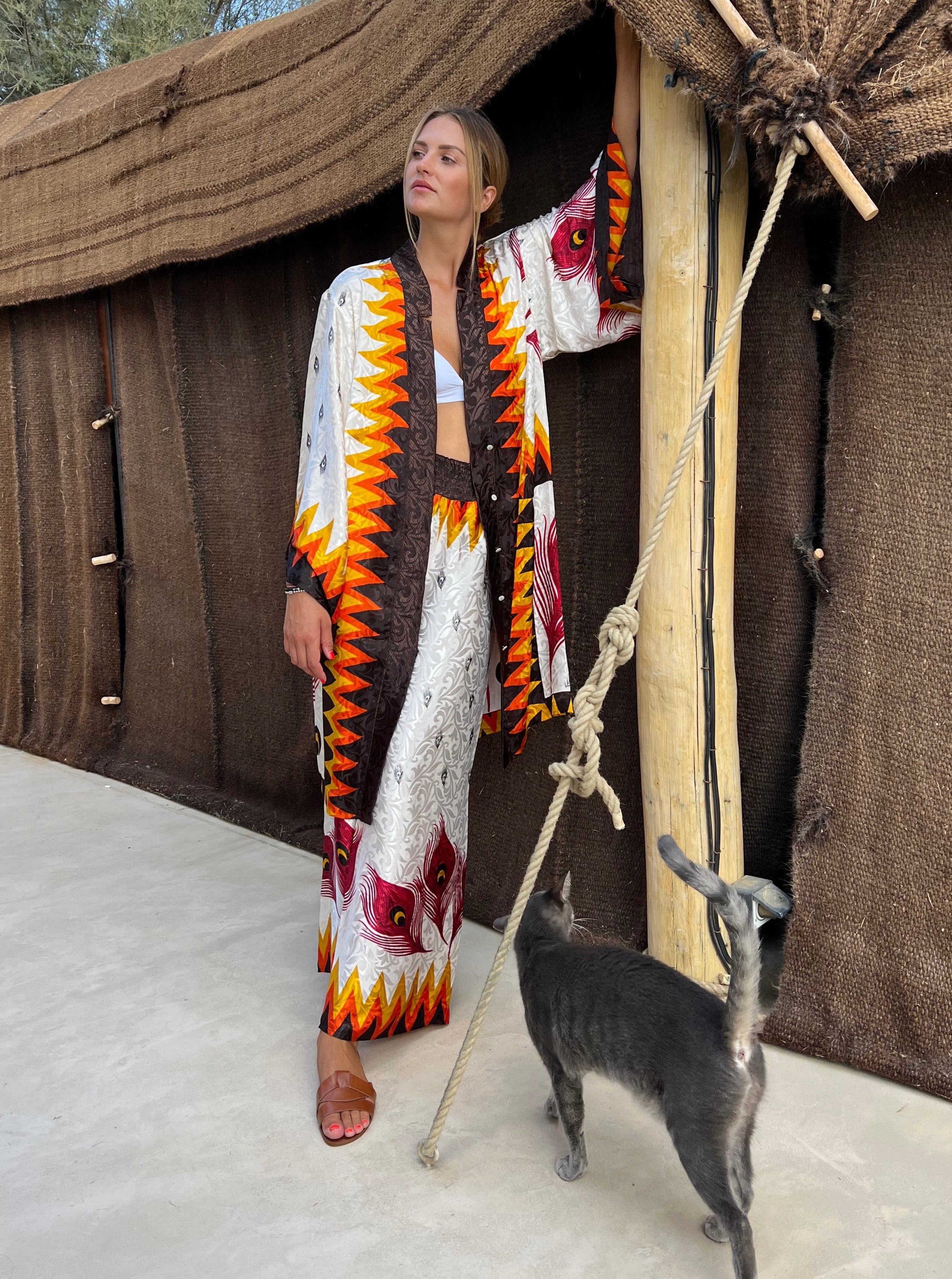 FLAMES TROUSERS IN EARTH BROWN
