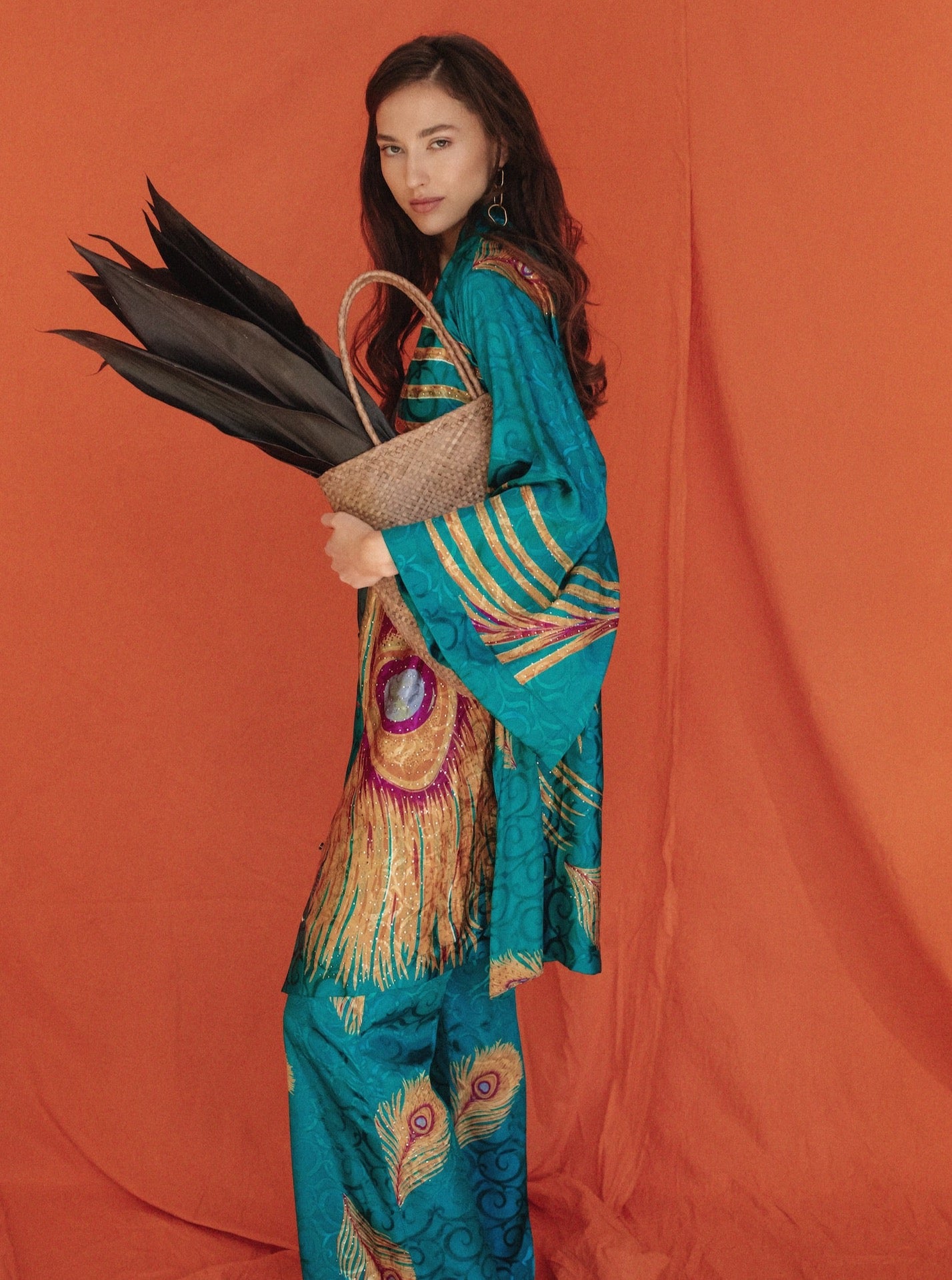 TURQUOISE ROYAL PEACOCK KIMONO