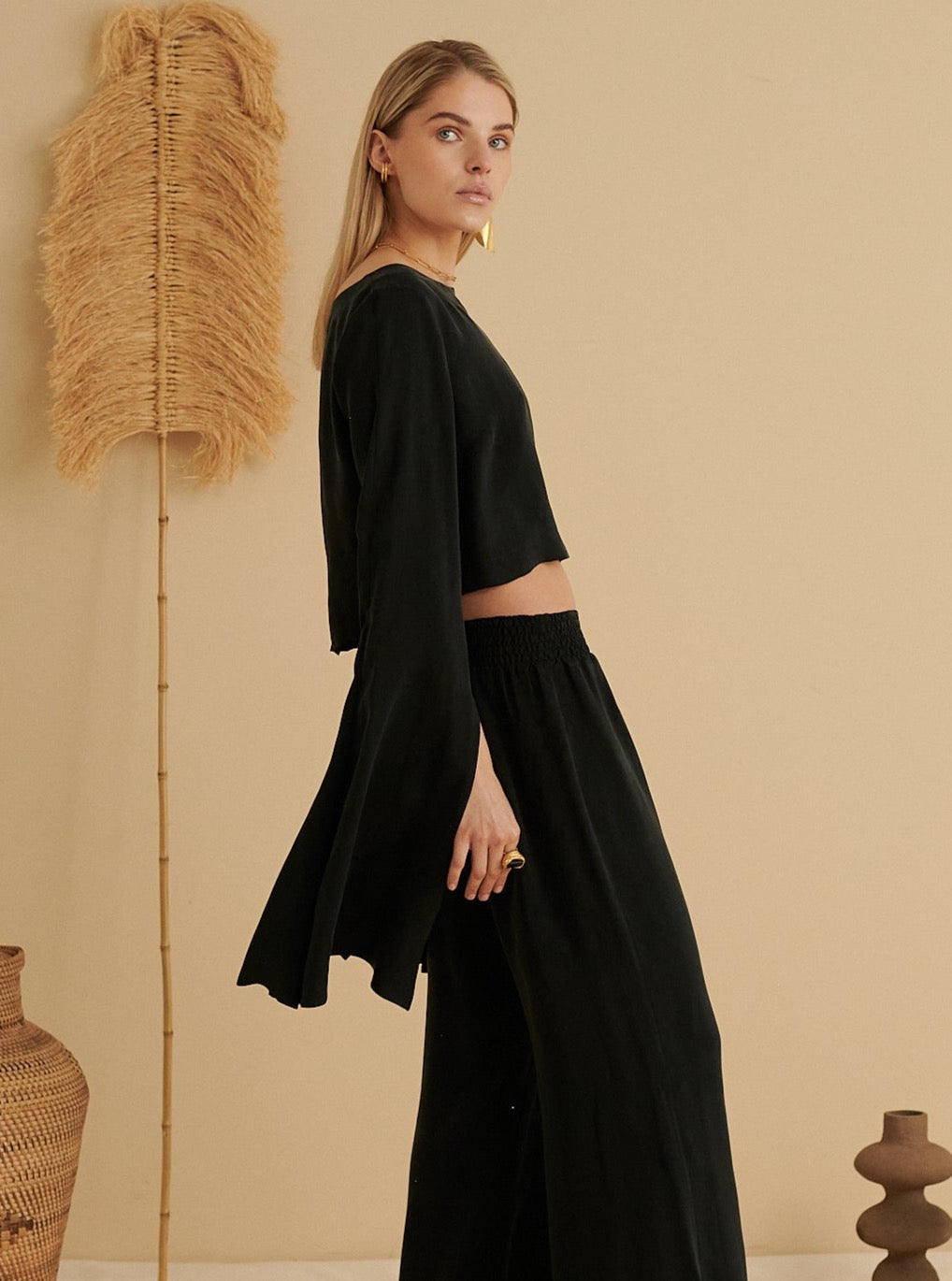 BLACK JADE DANCER BLOUSE